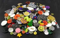 1/2lb(8oz) Assorted Kitchen-sink(everything) Button Mix