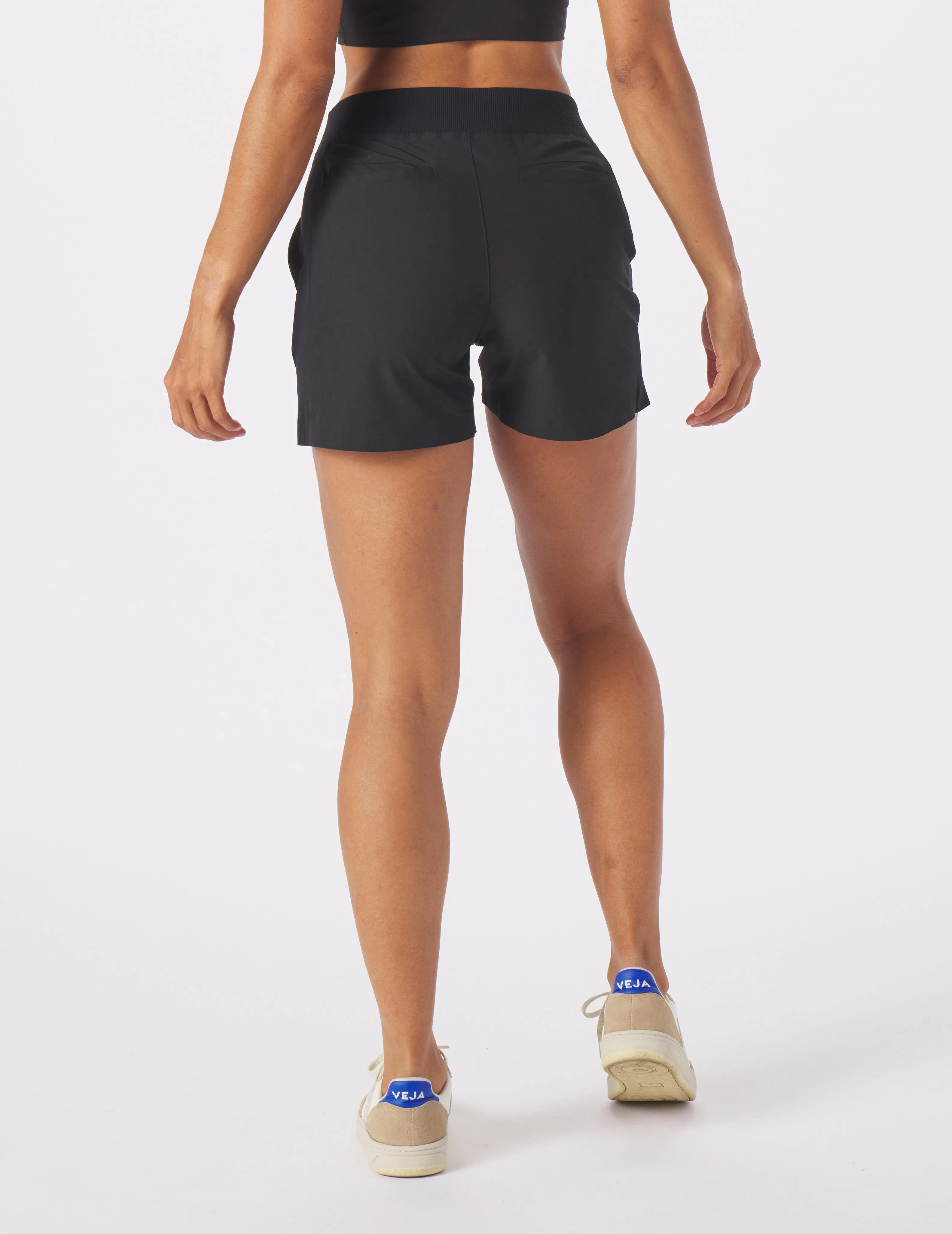 Balanced Life Short: Black