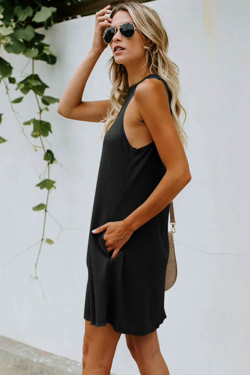 Black Crisscross Cut-out Back Knit Sleeveless Dress